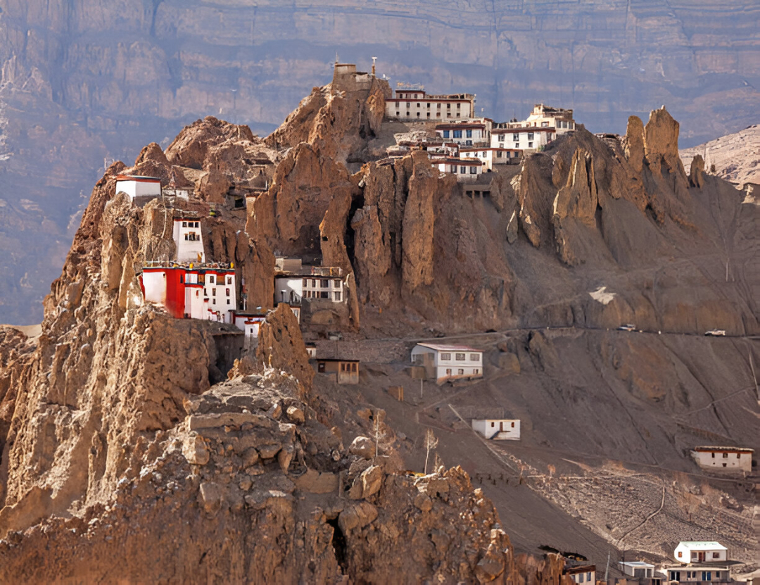 Lahaul & Spiti tours with Yatrik Tribe